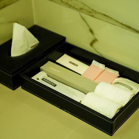 Hotel Adsan Heights Gajraula Екстериор снимка